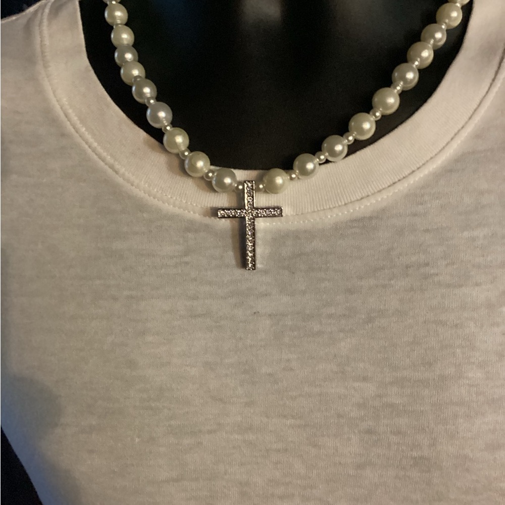 Men’s Pearl Silver Crystal Cross Necklace✝️